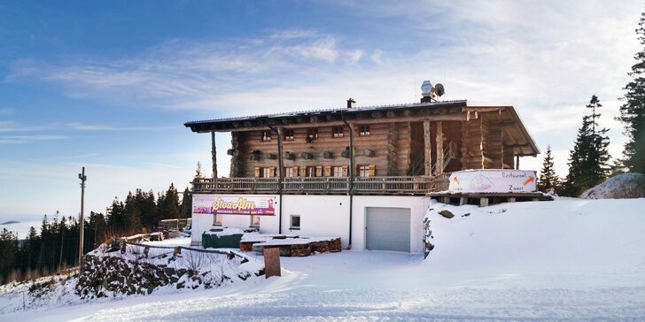 Na lyže a výlety do rakúskych Álp: krásna horská chata pri jazierku a s raňajkami či polpenziou