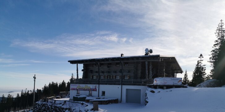 Na lyže do rakúskych Álp: krásna horská chata priamo na zjazdovke s raňajkami