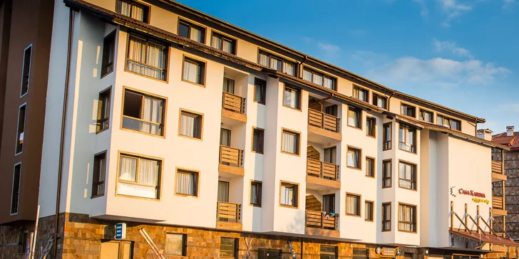 Bulharské pohorie Pirin s parádnym lyžovaním, polpenziou a neobmedzeným wellness