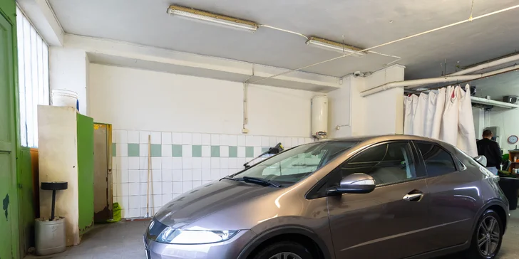 Kompletné umytie vášho fára: Interiér, exteriér, tepovanie aj vosk