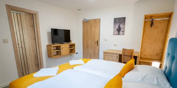 Rezort pri jazere na úpätí Vysokých Tatier: relax s polpenziou a privátnym wellness