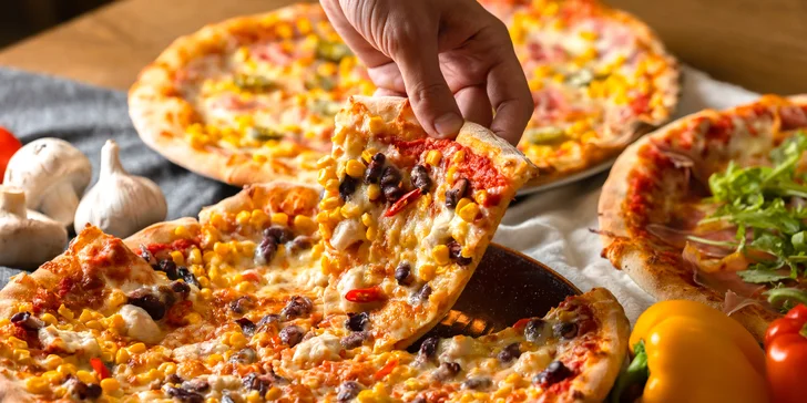 Chutná pizza podľa vlastného výberu aj na osobný odber: na výber až 11 druhov!