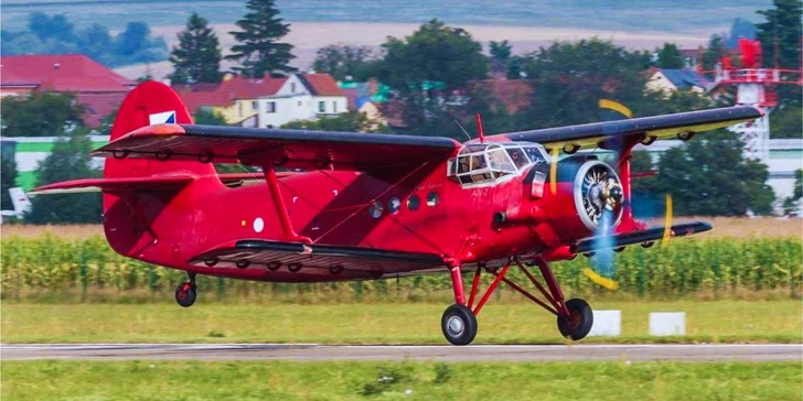 ANTONOV AN-2: Zažite let na najväčšom lietajúcom dvojplošníku na svete
