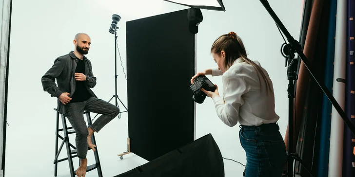 Fotenie s profesionálnou fotografkou v ateliéri alebo exteriéri