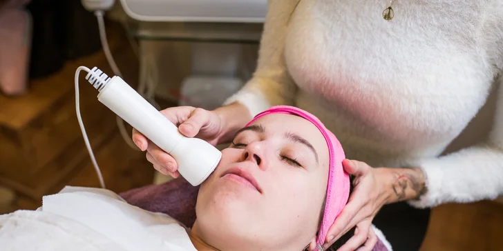 Balíčky čistenia pleti v novootvorenom GlamBeauty studio