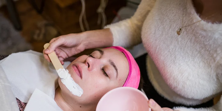 Balíčky čistenia pleti v novootvorenom GlamBeauty studio