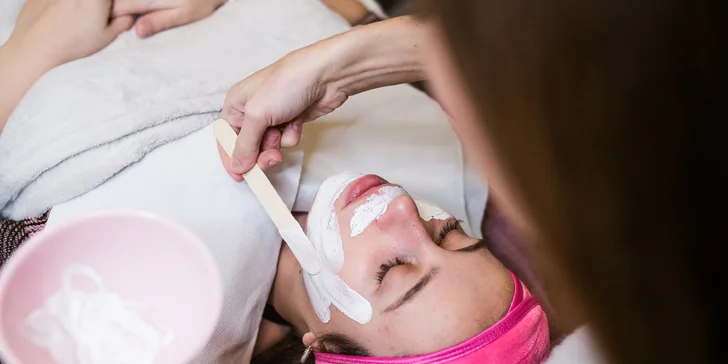 Balíčky čistenia pleti v novootvorenom GlamBeauty studio
