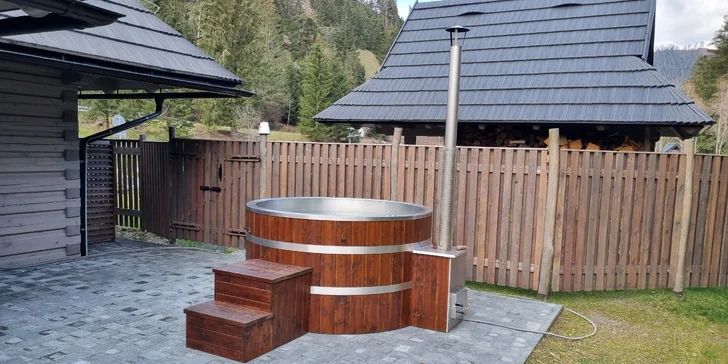 Novovybudovaný rezort pod Čertovicou, celodenné stravovanie, vlastná pekáreň ale aj privátne mini wellness
