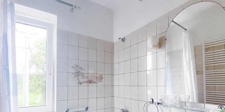 Oddych v pokojnej časti Mariánskych Lázní: pobyt s jedlom aj wellness procedúrami