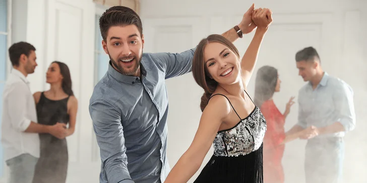 Waltz, foxtrot, cha-cha, rumba: Kurz spoločenských tancov v Dance Art