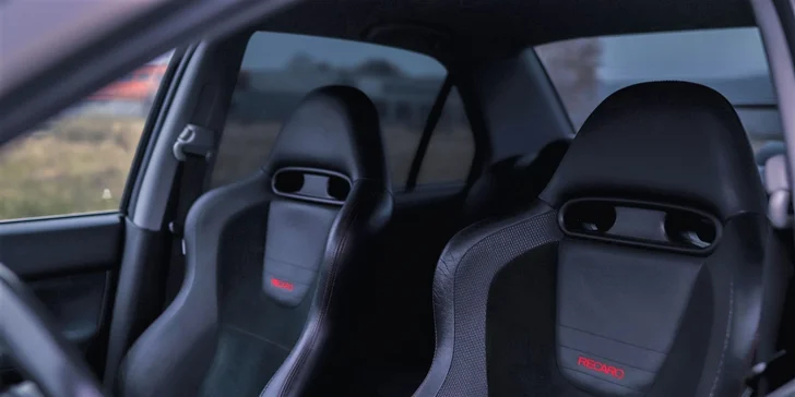 Jazda na MITSUBISHI LANCER EVOLUTION IX: Ako vodič aj spolujazdec