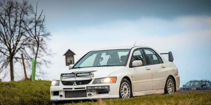Jazda na MITSUBISHI LANCER EVOLUTION IX: Ako vodič aj spolujazdec