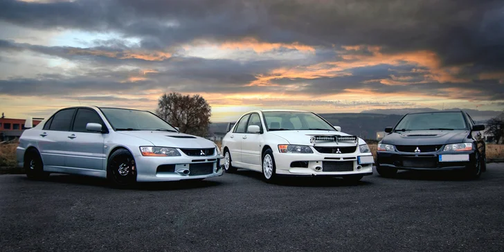 Jazda na MITSUBISHI LANCER EVOLUTION IX: Ako vodič aj spolujazdec