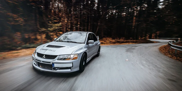 Ostrá jazda na MITSUBISHI LANCER EVOLUTION IX s majstrom Českej republiky v rally Pavlom Valouškom