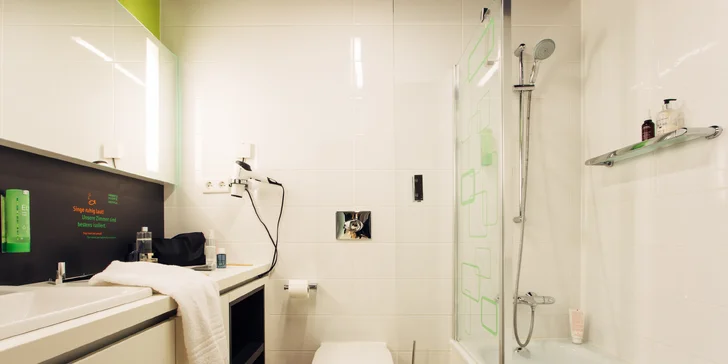 Moderný 4* hotel v Mníchove: raňajky v cene, poloha 15 min od centra