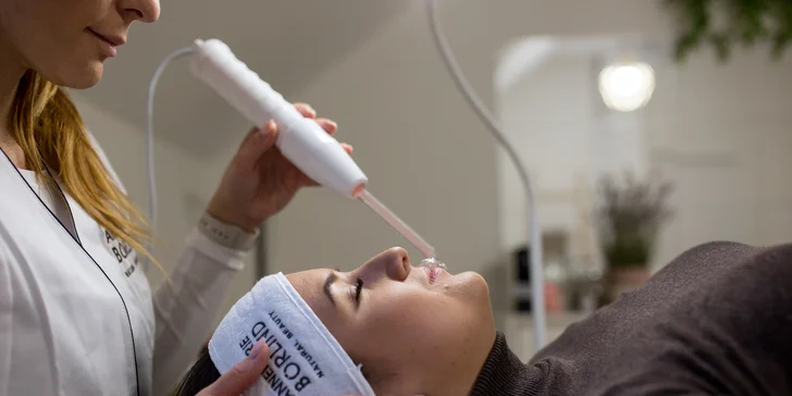 Pleťové ošetrenie na mieru, 4D mihalnice, laminácia obočia aj lash lift