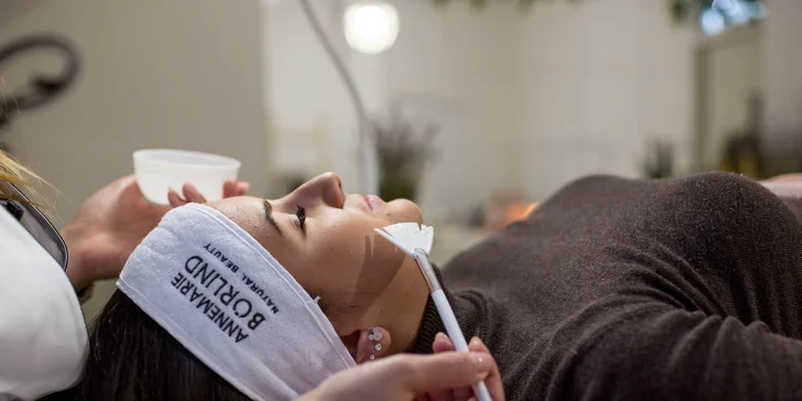 Pleťové ošetrenie na mieru, 4D mihalnice, laminácia obočia aj lash lift