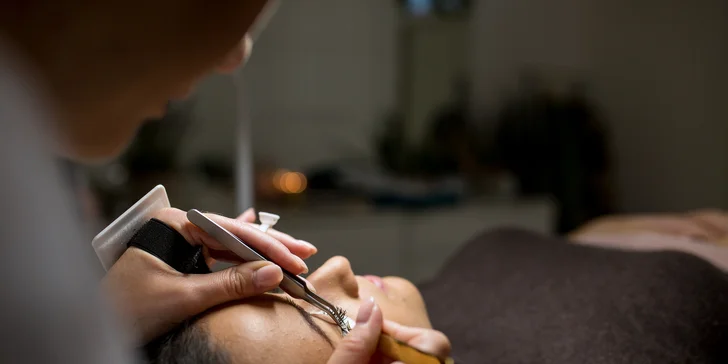 Pleťové ošetrenie na mieru, 4D mihalnice, laminácia obočia aj lash lift