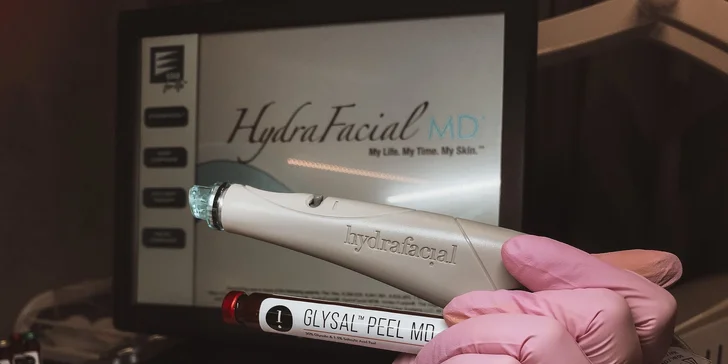 Ošetrenie prístrojom Hydrafacial alebo mezoterapia Dermapenom