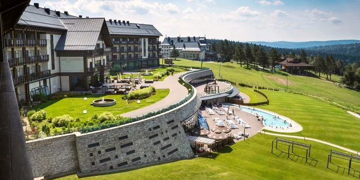Pobyt v lone prírody v 4* hoteli s 3-poschodovým wellness & spa a atrakciami pre celú rodinu