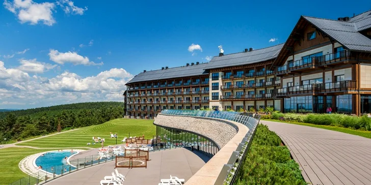 Pobyt v lone prírody v 4* hoteli s 3-poschodovým wellness & spa a atrakciami pre celú rodinu