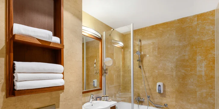 4* hotel v historickom centre Budapešti: pobyt s raňajkami