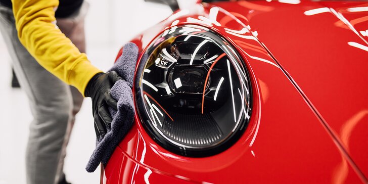 Ručné umývanie auta zvonka aj zvnútra, vosk či keramická ochrana