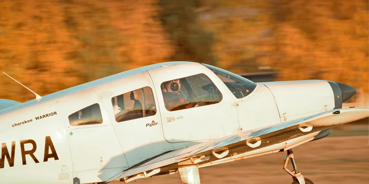 Zážitkový let na lietadle PIPER PA-28-151 WARRIOR II až zo 4 letísk