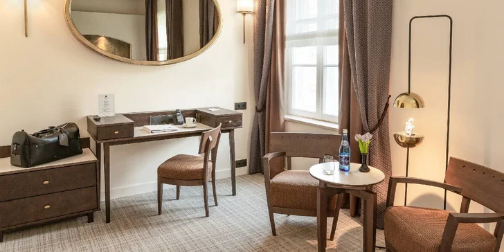 Relax v srdci Varšavy: moderný boutique hotel v bývalom paláci so saunou a bazénom