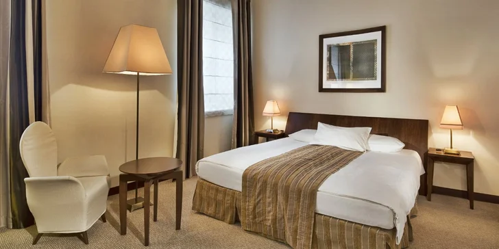 Relax v srdci Varšavy: moderný boutique hotel v bývalom paláci so saunou a bazénom