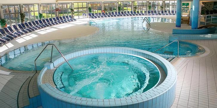 Dovolenka v Slovinsku: 4* hotel v Kranjskej Gore s raňajkami a vstupom do bazénov