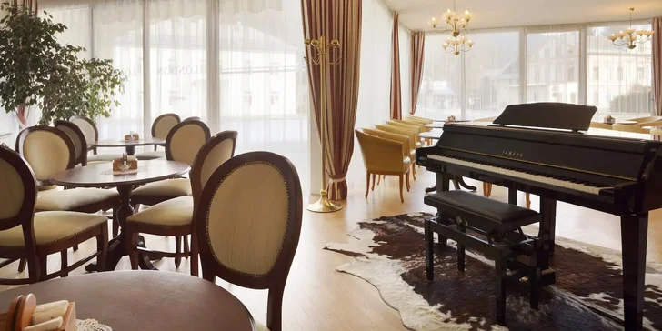 Dovolenka v Slovinsku: 4* hotel v Kranjskej Gore s raňajkami a vstupom do bazénov