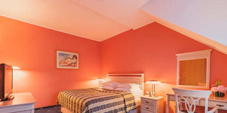 Dovolenka v Slovinsku: 4* hotel v Kranjskej Gore s raňajkami a vstupom do bazénov