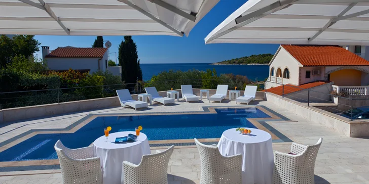 Chorvátska Rogoznica: boutique hotel pri mori, neobmedzený wellness a raňajky v cene