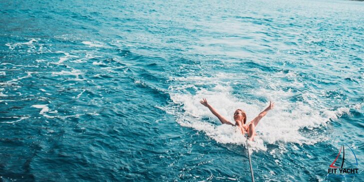 Aktívna dovolenka na FIT YACHTe spojená so zážitkovou plavbou v severnej Dalmácii a ranné cvičenia s osobným trénerom