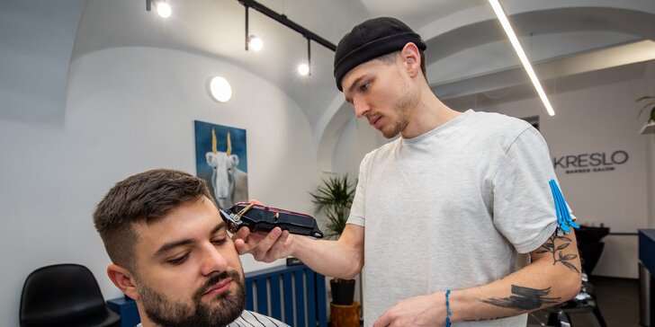 Barberské služby: strih, úprava brady či holenie britvou v Kreslo Žilina