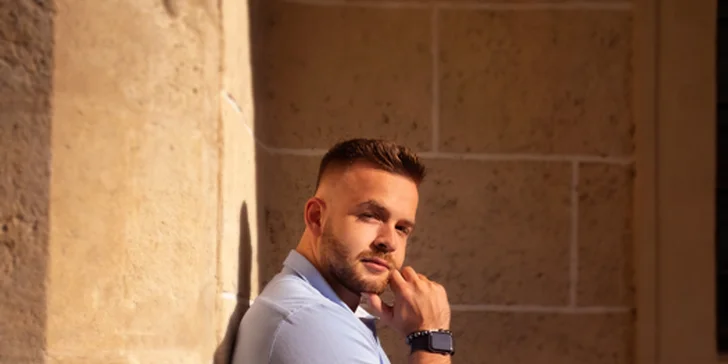 Fotenie s profesionálnou fotografkou v ateliéri alebo exteriéri