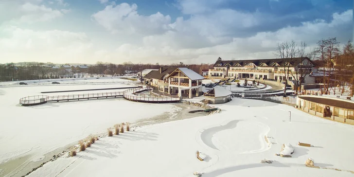 Hotel s vlastnou pieskovou plážou, wellness, atrakcie a zábavný park Energylandia na skok