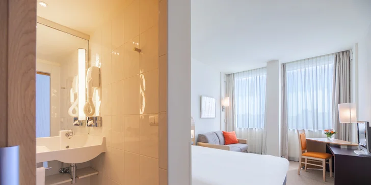 Budapešť: 4* hotel s výhľadom na parlament, raňajky a sauna v cene, pobyt pre 2 deti zdarma