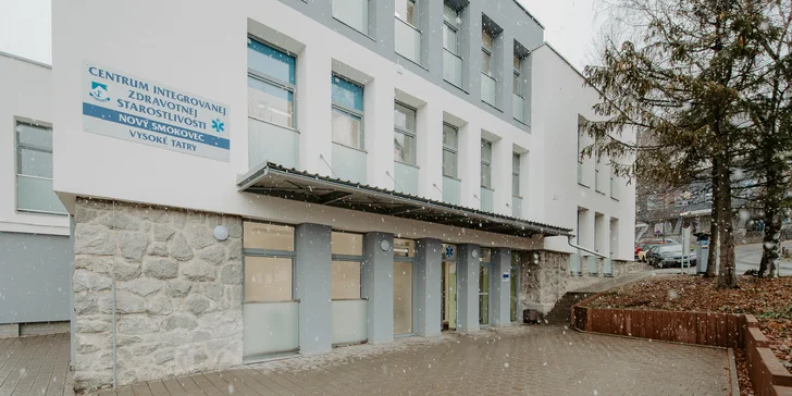 Výplň a kontúrovanie pier alebo darčekový poukaz na estetické služby