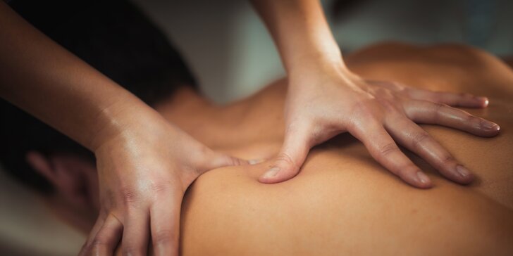Uvoľňujúca masáž, saunovanie pre 2 osoby alebo darčekový poukaz na služby v Cvičisko Poprad