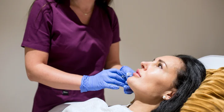 Výplň pier kyselinou hyalurónovou v Bellisima Estetik Center