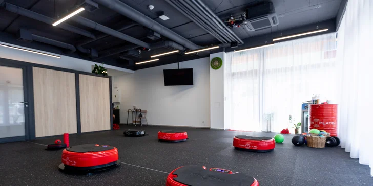 Cvičenie na Power Plate, anticelulitídny bahenný zábal, lymfodrenáž či Rolletic