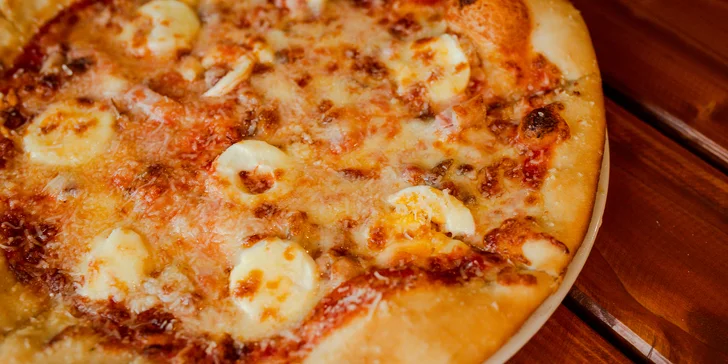 Pizza podľa vlastného výberu - na výber až 5 rôznych druhov!