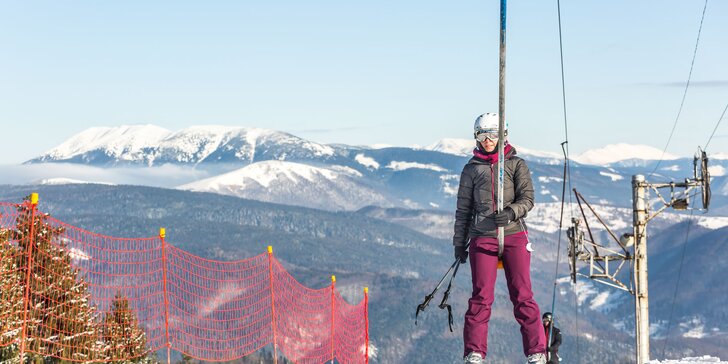 Rodinný, 3-hodinový alebo 4-hodinový skipas do lyžiarskeho strediska Šachtičky
