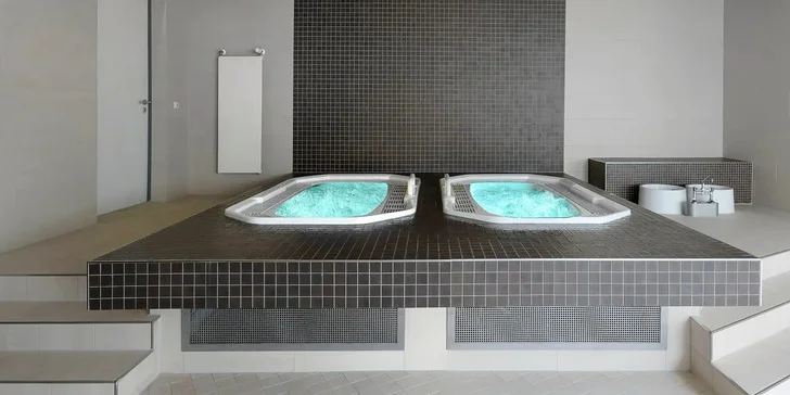 Za adventnými trhmi do Drážďan, hotel len 15 min autom od centra, raňajky aj wellness
