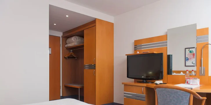 Za adventnými trhmi do Drážďan, hotel len 15 min autom od centra, raňajky aj wellness