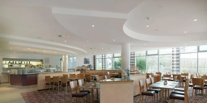 Za adventnými trhmi do Drážďan, hotel len 15 min autom od centra, raňajky aj wellness