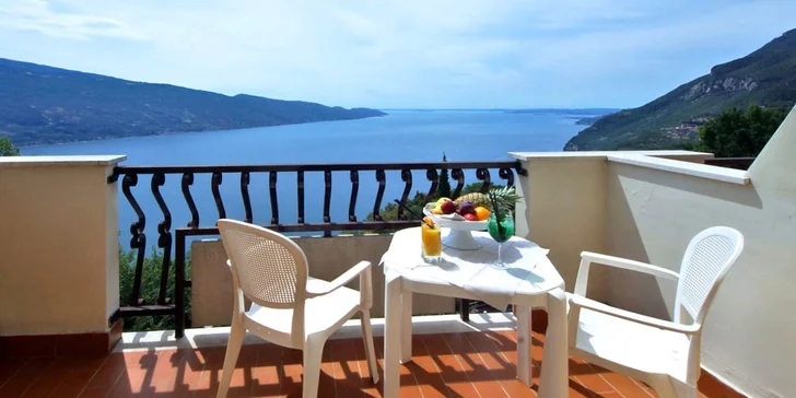 Dovolenka pri Lago di Garda: hotel v Tignale, polpenzia, wellness a degustácia vín vo vinárstve