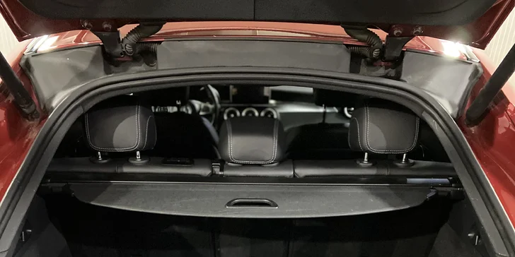 Detailné umývanie vášho auta, tepovanie parou aj ozón